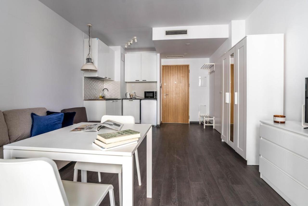 Golden Apartments Warsaw: Premium Building in Top Location Exterior photo
